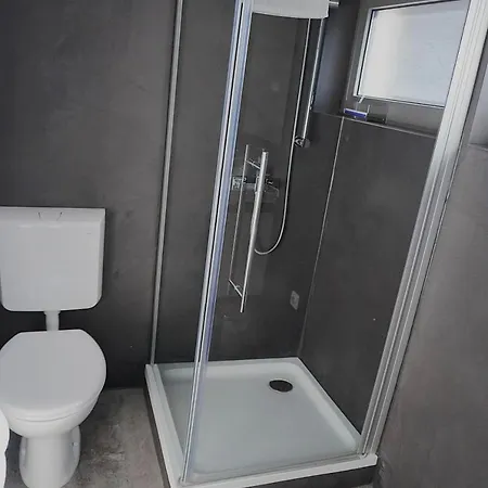 Sorgenfrei 罗伊特